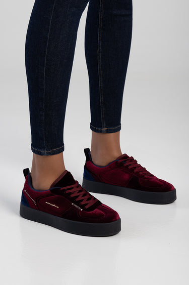 Victoria Sneakers