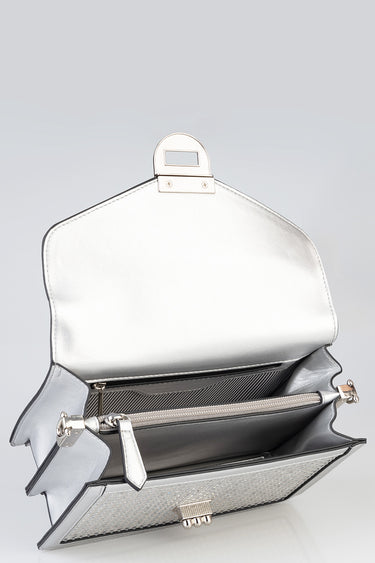 #colour_silver